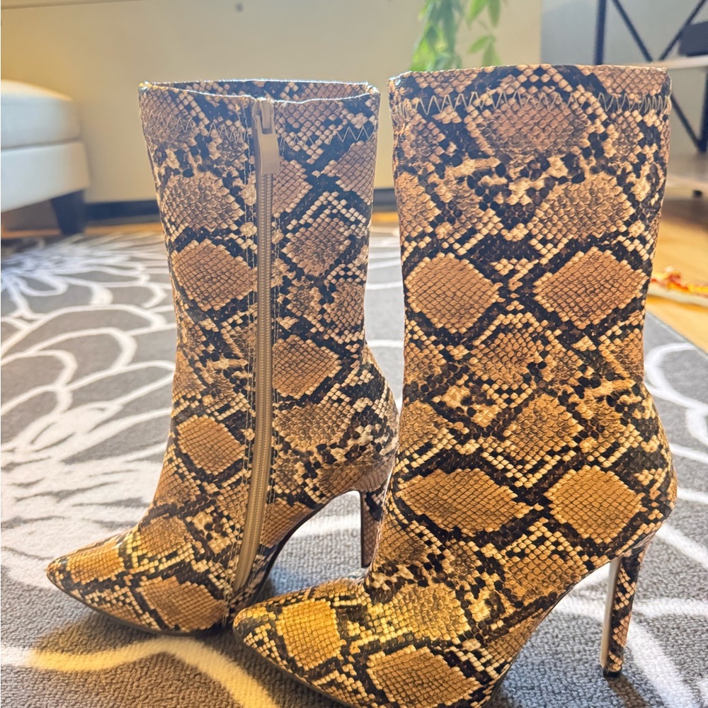 Snakeskin Patterned High Heel Boots